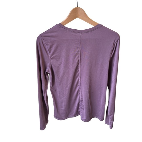 NWOT - Fabletics size large activewear long sleeve - Picture 3 of 3